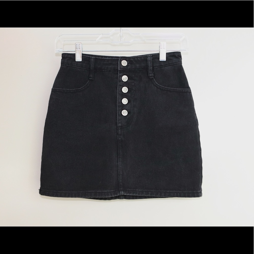 J. Galt PacSun women's black jean skirt
